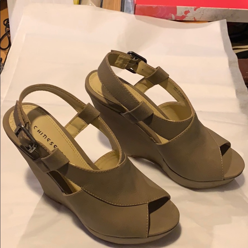 Chinese laundry Wedge heel